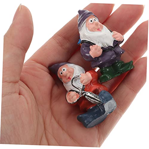 Cabilock Creative Resin Gnome Doll Set Unique Outdoor Garden Adornment Lifelike Dwarf Figurines for Home Patio and Lawn Decoration Resin Craftsmanship for Long-lasting Use