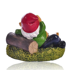 MOOCOCO Funny Garden Gnome Statue, Naughty Gnomes Statues Figurines for Outdoor Lawn & Yard Home Decorations, Gnomes Figurine Sculpture Resin Ornaments (W10)
