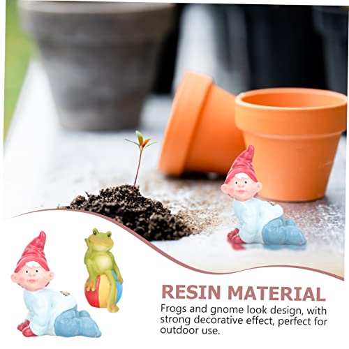 Happyyami 3 Sets Dwarf Frog Ornament Frog Figurines Frogs Garden Ornaments Swaddle Solar Mini Painting Home Pigeon Gnomes Cute Frog Stuff outside Large Owl Decor Resin