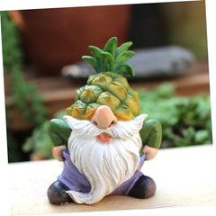 SUPVOX Resin Garden Gnome Figurine Durable Fading Lawn Ornament Cute Cartoon Gnome Statue for Outdoor Patio Garden Pathway Decoration