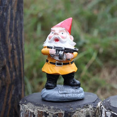 MOOCOCO Funny Garden Gnome Statue, Naughty Gnomes Statues Figurines for Outdoor Lawn & Yard Home Decorations, Gnomes Figurine Sculpture Resin Ornaments (W03)