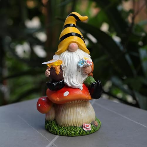Vriusi Solar LED GNOME Statue Resin GNOME Sculpture Outdoor Garden Decor Lawn GNOME Figurine Solar Yard Decor Solar-Powered GNOME LED GNOME Yard Statue Garden GNOME Light Outdoor Tabletop GNOME
