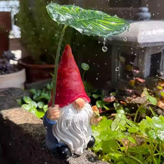 Gnome Garden Decor - Funny Garden Gnomes Outdoor - 6.5inch Resin Figurines Ornaments for Landscaping Pond Front Patio Beach Indoor Outside Porch Christmas Pool Flowerbed