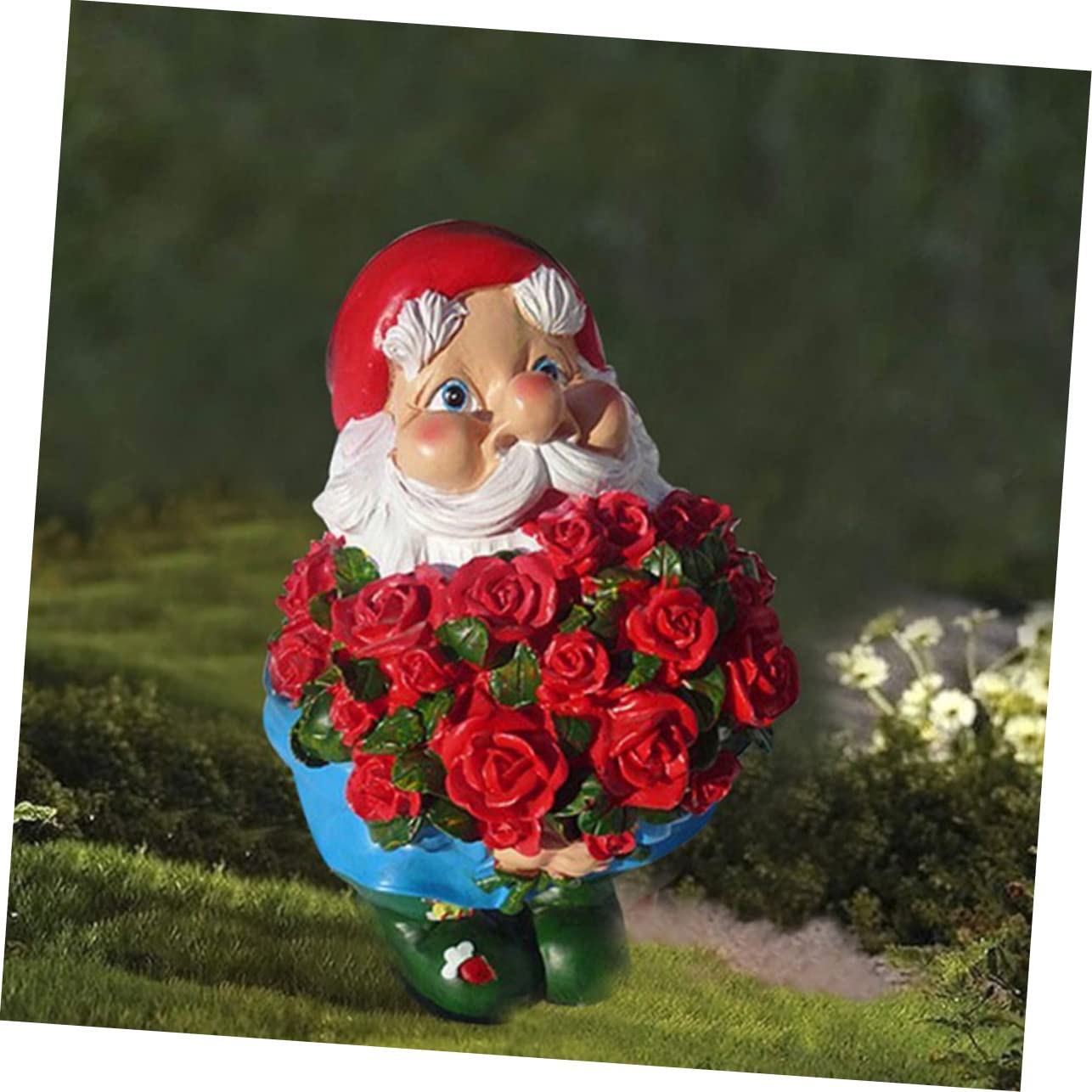 Cabilock 1pc Cute Resin Garden Gnome Holding Rose Charming Outdoor Decor for Garden Patio Lawn for Family and Friends