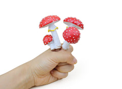 Cliocoo Fairy Door and Mushrooms for Trees, Glow in the Dark Gnome Home Door, Garden Tree Decor Kit with Adorable Mushrooms (Mushroom Fairy Door)