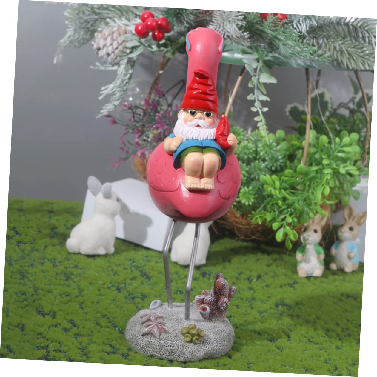 SUPVOX Naughty Gnome Statue Flamingo Wear Resistant Resin Dwarf Garden Ornament for Outdoor Lawn and Lightweight for Courtyards and Parties