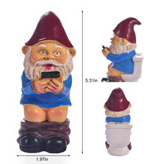 Bygytyo Naughty Resin Gnomes on Toilet Outdoor Garden Gnome Statue Christmas Halloween Garden Decoration Gifts,Suitable for Lawns,Courtyards,Patios,Desks,Gardens,Etc.
