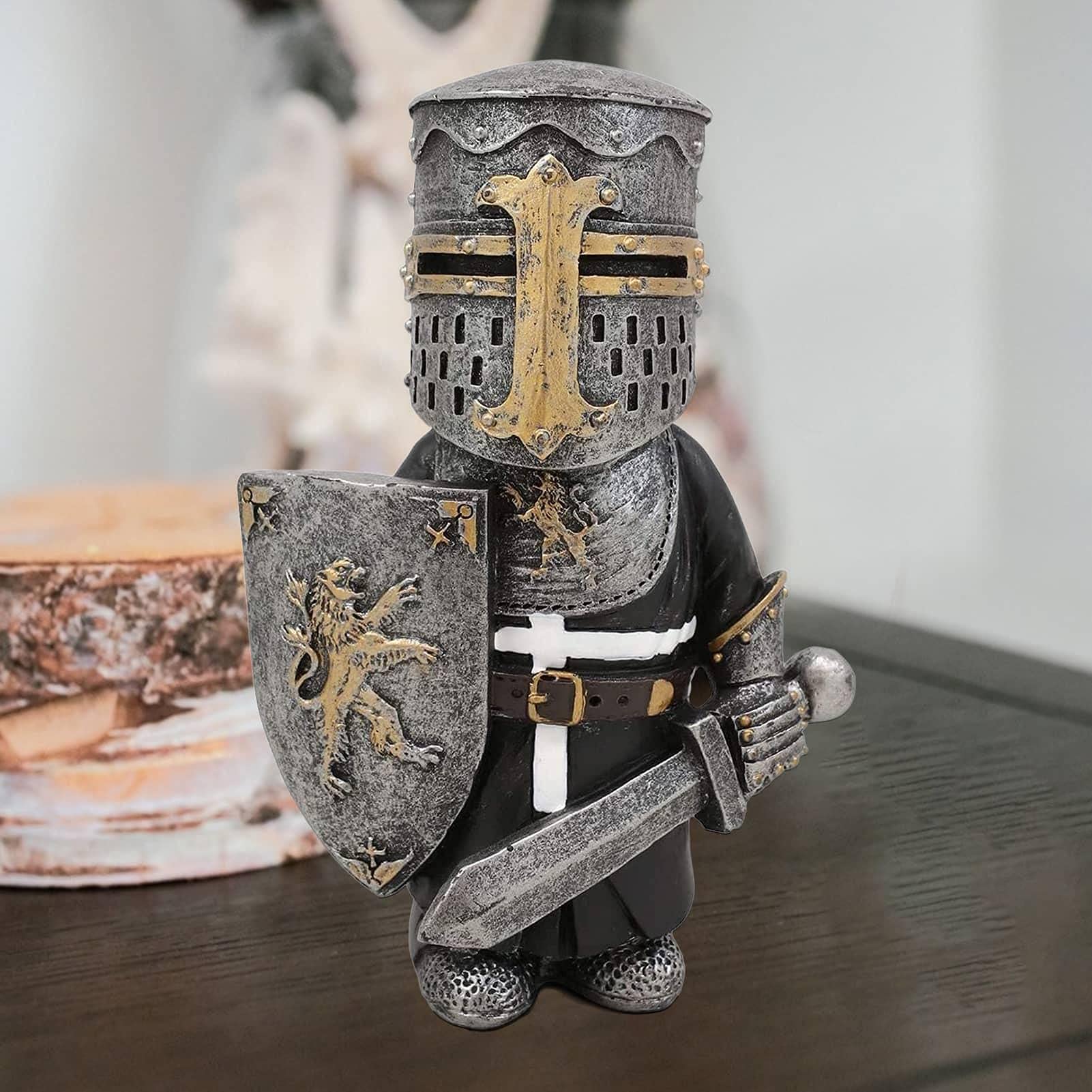 Garden Gnome Guard, Resin Sculpture Ornament Decor, Funny Knights of the Cross Templar Gnome Sculptures Resin Statue, Resin Craft Ornaments for Lawn