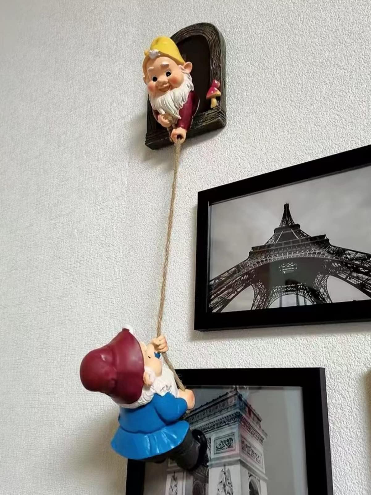 coolboy Outdoor Garden Gnome Statue,Climbing Elves Garden Sculpture,Gnome Tree Hugger Figurines Decor,Fairy Hanging Decor Miniature Figurines Garden Gnome Landscape Figurine for Lawn Balcony Patio