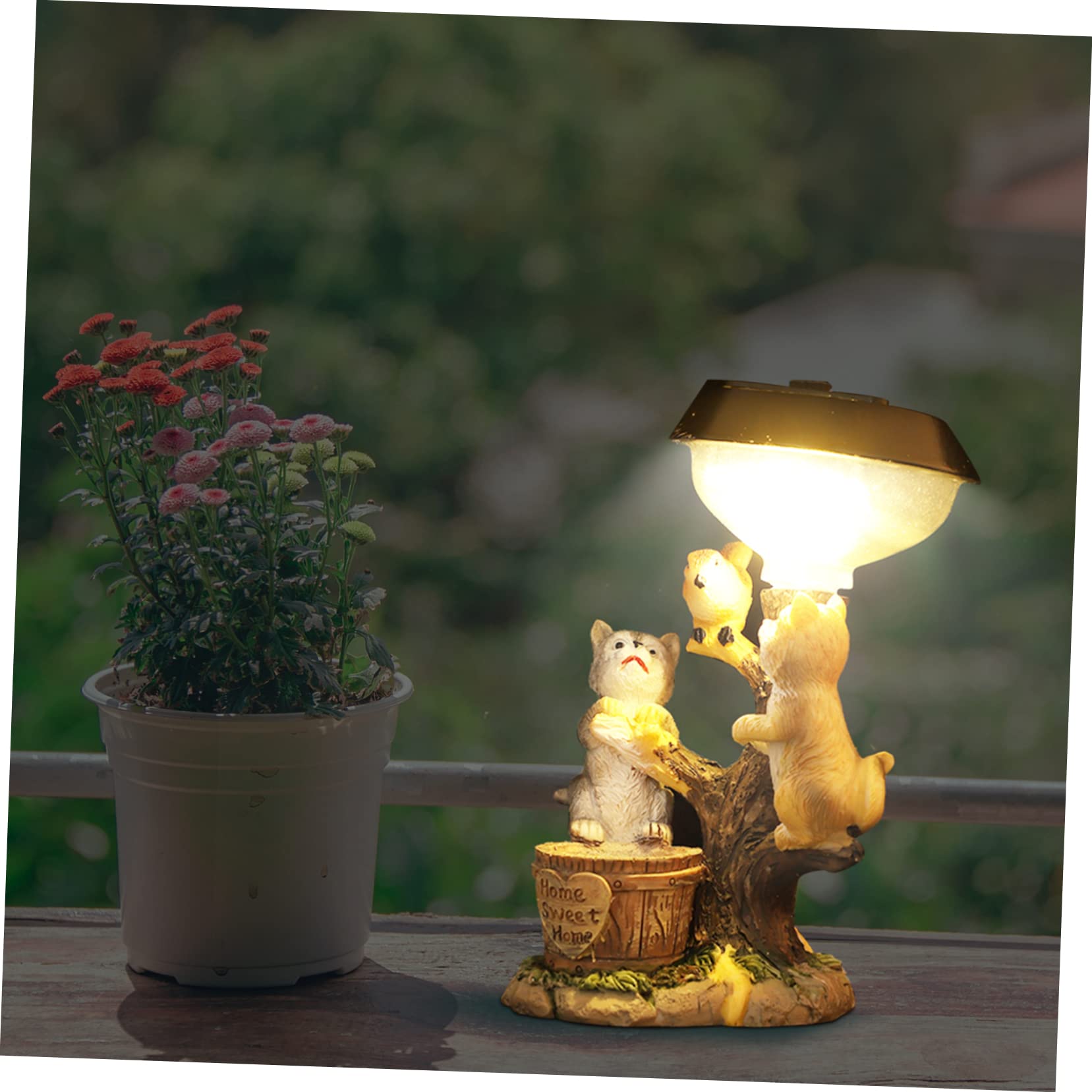 BESPORTBLE Solar Cat Statue Light Resin Outdoor Garden Decor Adorable Animal Sculpture for Lawn and Patio Cozy Illumination for Courtyard Parties and Landscape
