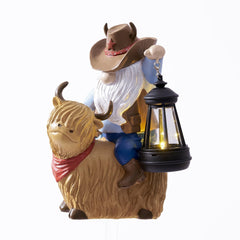 RM ROOMERS Highland Cow Decor Outdoor Garden Gnomes Solar Highland Cow Gnome Statue Resin Patio Yard Decorations Funny Outdoor Figurine Solar Lights Gnomes Unique Gifts for Women Housewarming