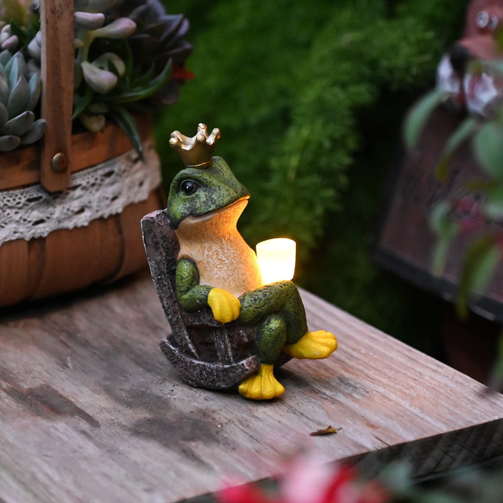 Gardenfans Miniature Frog Garden Statue with Solar Light Home Decor Fairy Garden Accessories Frog Decor for Patio, Balcony, Yard, Lawn Bedroom 2.3"x3.3"x5"