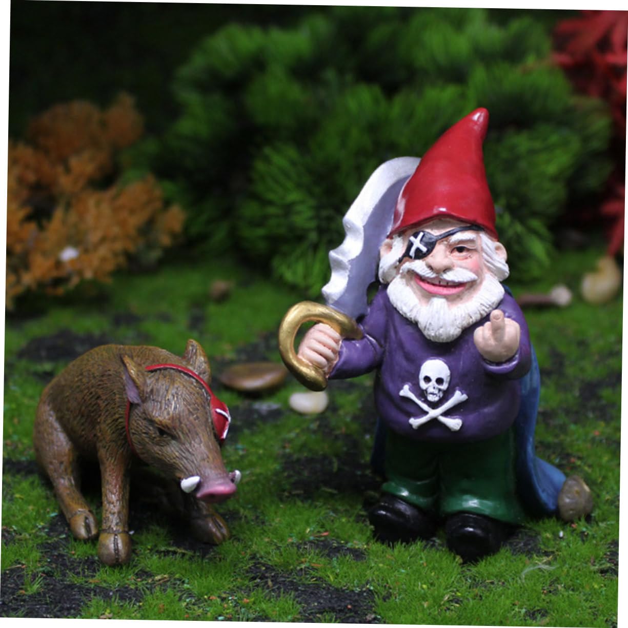 Happyyami 1set Creative Pirate Gnome Resin Figurine Pig Statues for Garden Decoration Unique Outdoor Ornament for Halloween and Holiday Decor