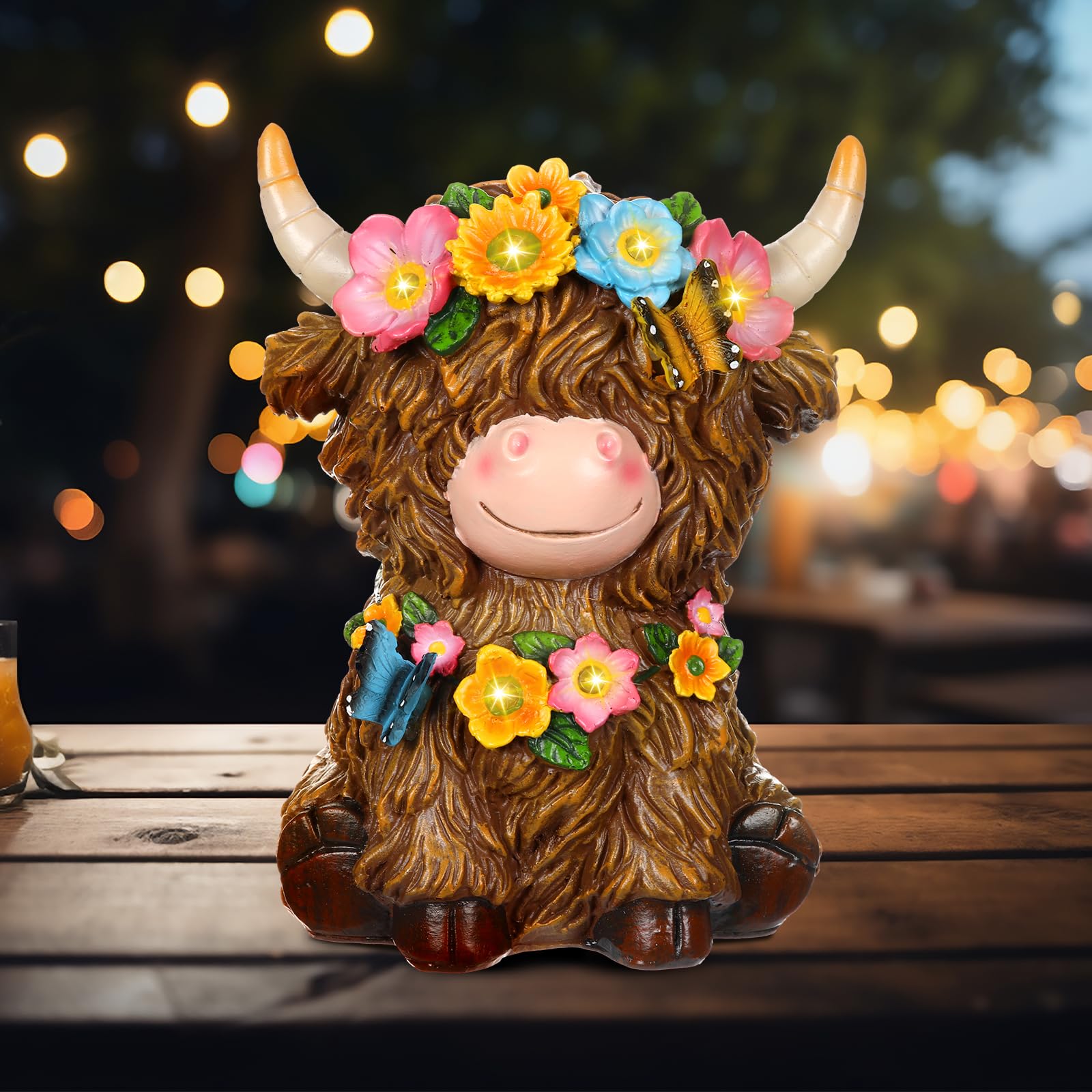 Colingmill Highland Cow Gnomes Resin, Garden Highland Cow Statue Solar Outdoor Decor with Flower Decoration for Patio, Yard, Gift for Mom, Cow Lovers(Classic)