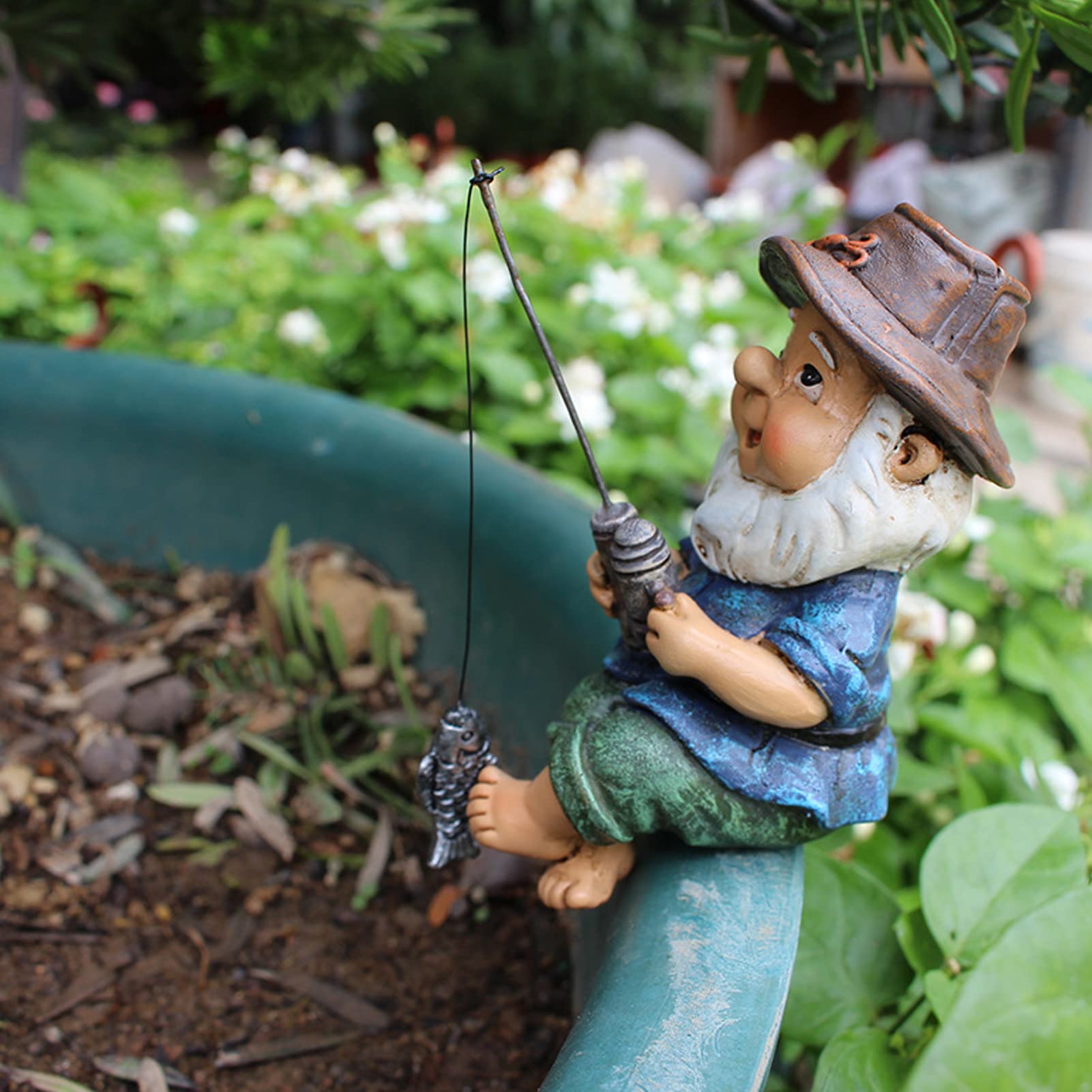 LEEZAD Fishing Gnome Sitter Statue, Gravel and Resin Casting Decorations, Interesting Seated Fishing Gnome Statue for Indoor/Outdoor Pond, Garden Patio