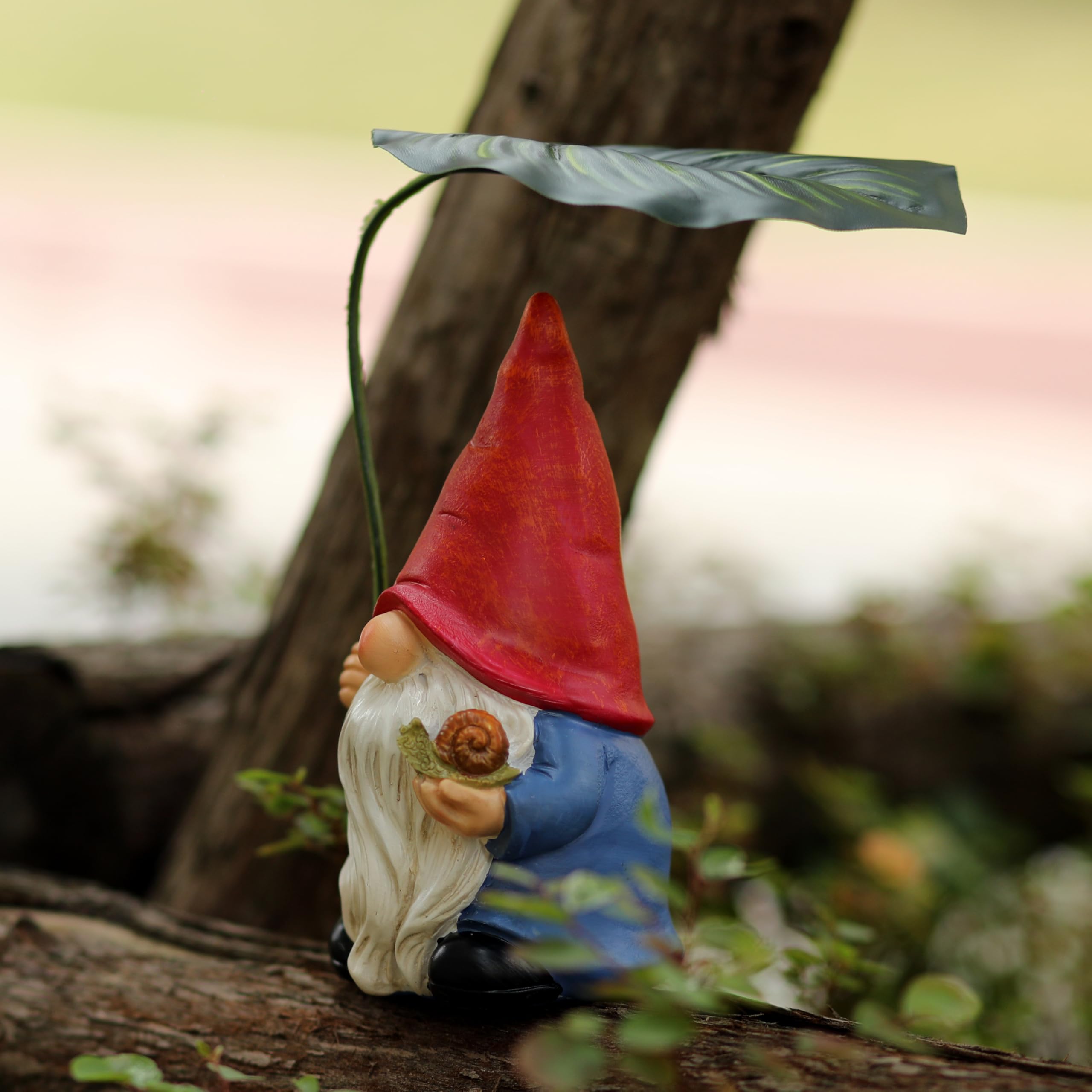 WSHMZYHOME Garden Gnome with Red Hat and Leaf Umbrella, Decorative Outdoor Statue, White Beard