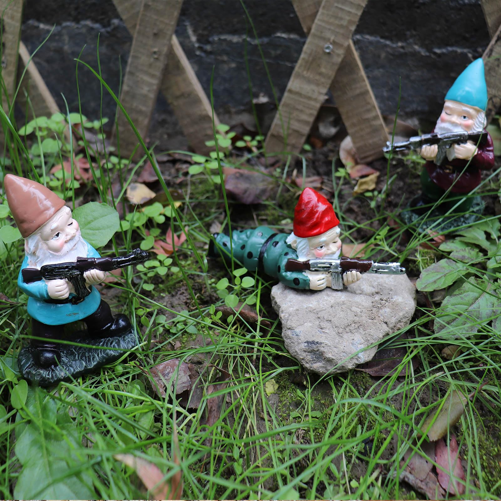 3PCS Garden Gnomes with Gun, Gnome Soldiers Military Army Garden Gnome, Tactical Statue for Indoor Outdoor, Patio, Yard, Lawn Ornaments, Home Décor