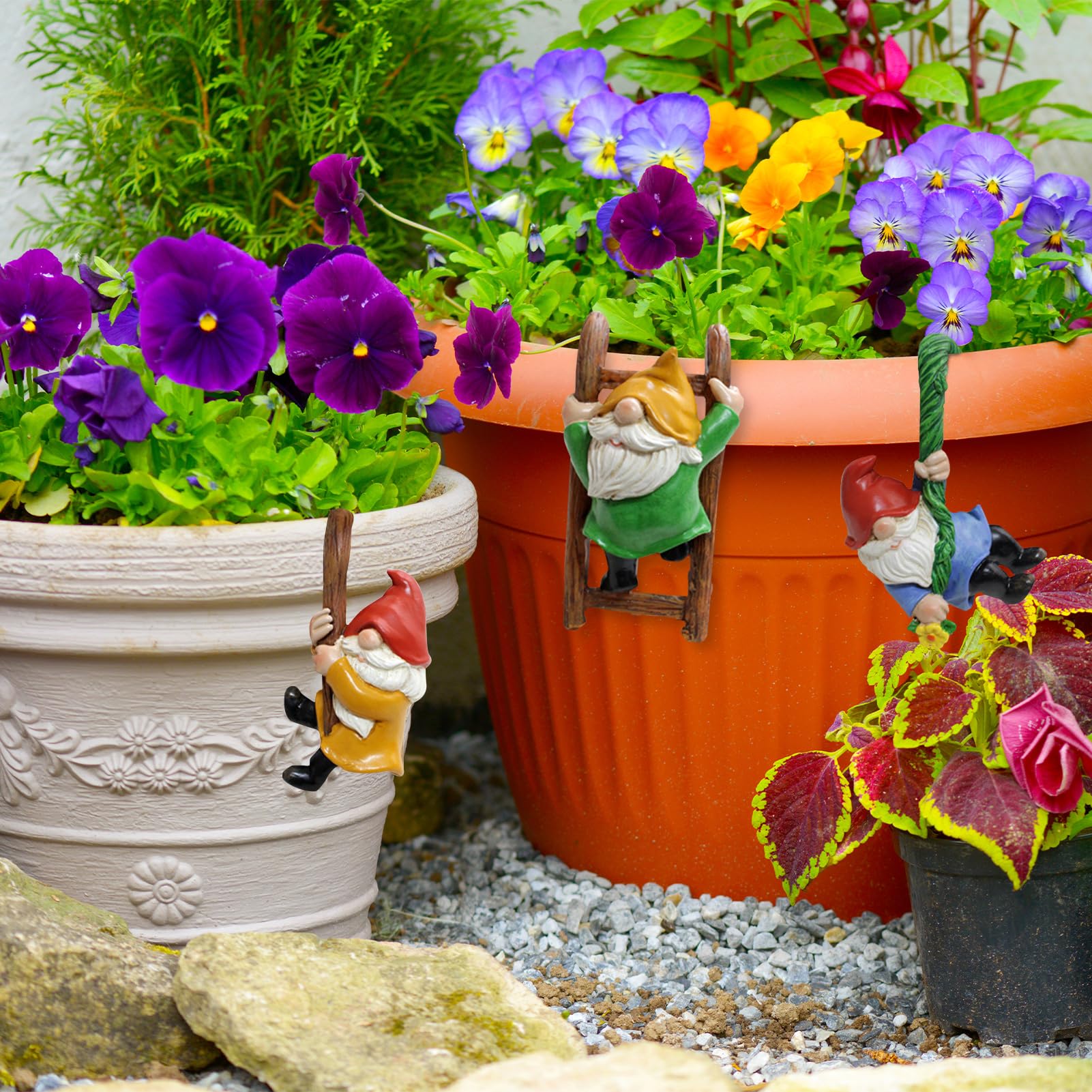 Dingzhidiy 3PCS Cute Climbing Gnome Figurines Flower Pot Hugger, Resin Garden Gnomes Statue, Plant Decorations for Pots, Outdoor Decor Fence Ornaments for Patio Lawn Garden Yard