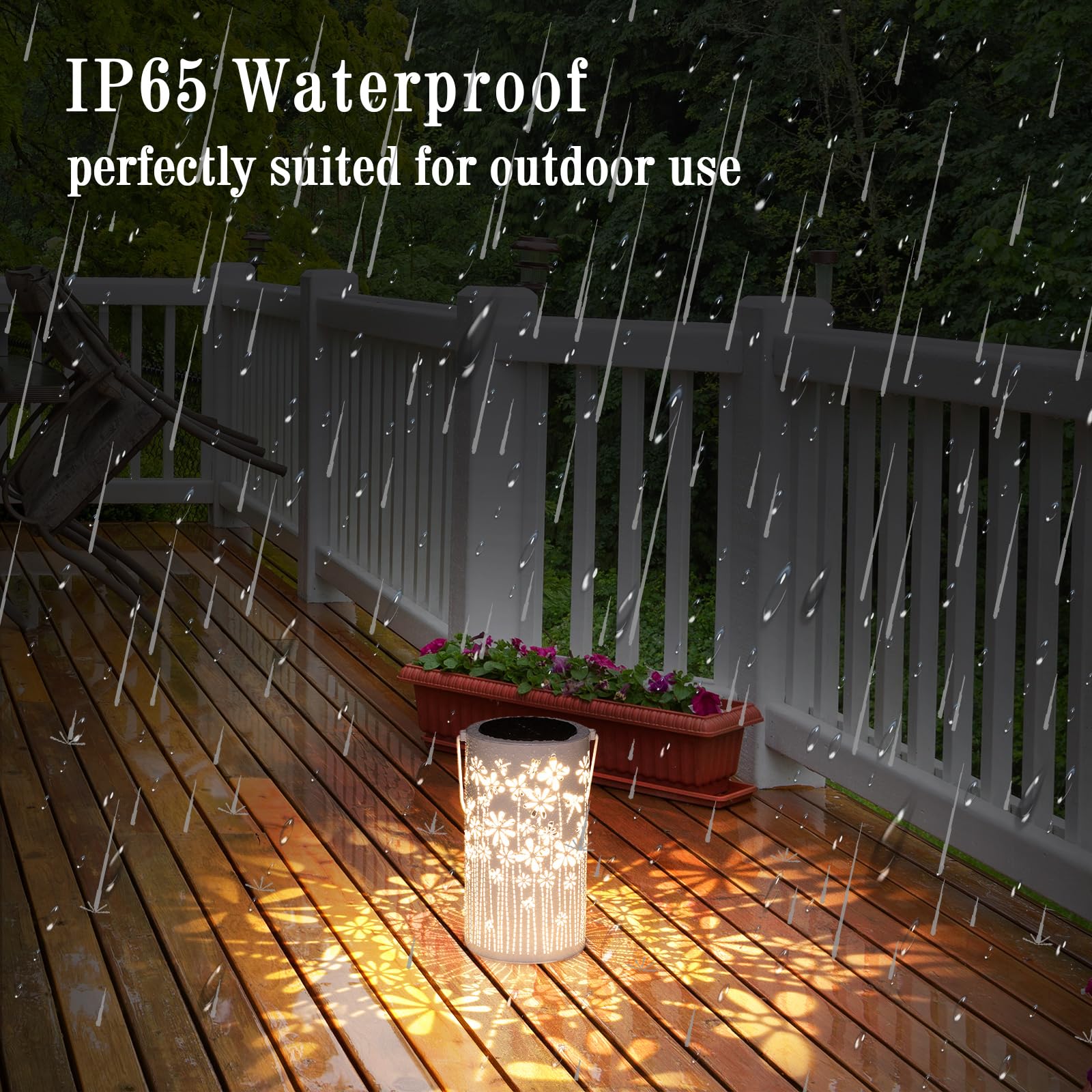 Freekite Solar Lantern for Garden, Metal Outdoor Lantern with a Shepherd's Hook, IP65 Waterproof Garden Decoration Path Lights, Solar Lights for Garden Outside Table Patio Balcony Courtyard