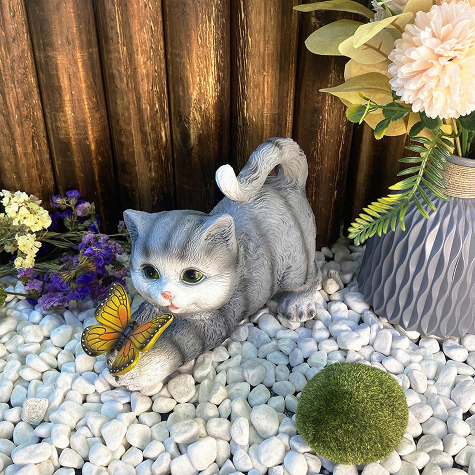 Tuzsocr Solar Powered Cat Statue,Butterfly Solar Lights for Outdoor,Decorative Animal Figurine for Garden,Waterproof Resin Sculpture,LED Lighting,for Lawn,Terrace (Style 1)