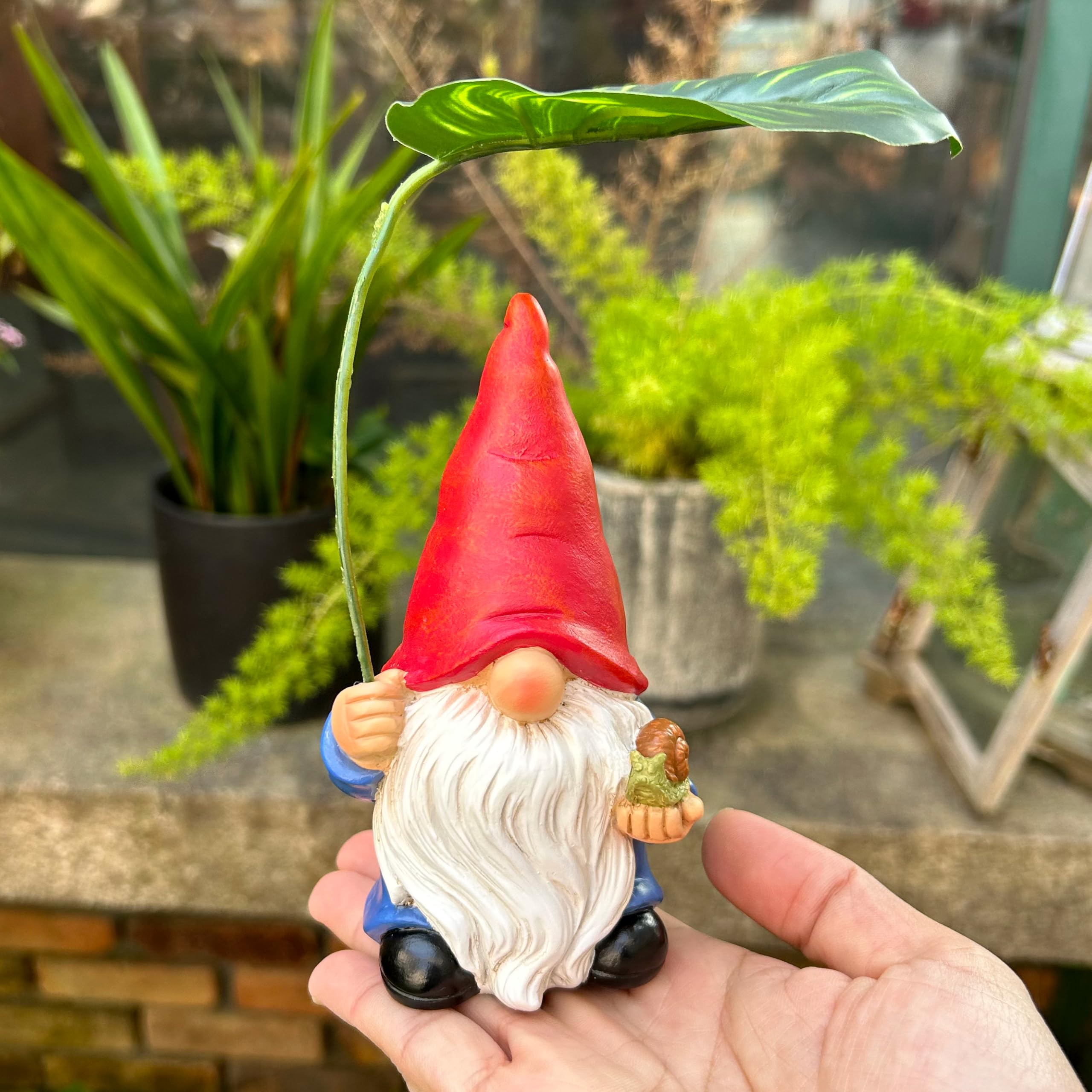 WSHMZYHOME Garden Gnome with Red Hat and Leaf Umbrella, Decorative Outdoor Statue, White Beard