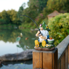 TERESA'S COLLECTIONS Garden Ornaments Outdoor, Lovely Fishing Gnomes with Flowers and Solar Lights, Family Gnomes Series, Waterproof Resin Ornaments, Garden Decorations Gifts Indoor Outdoor 18.4CM