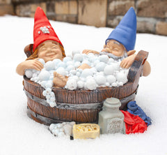 Solar Good Times Bubble Bath Gnomes, Funny Garden Gnome Couple in Bathtub LED Solar Statue Figurine for Outdoor Lawn Patio Yard Landscape Christmas Decorations