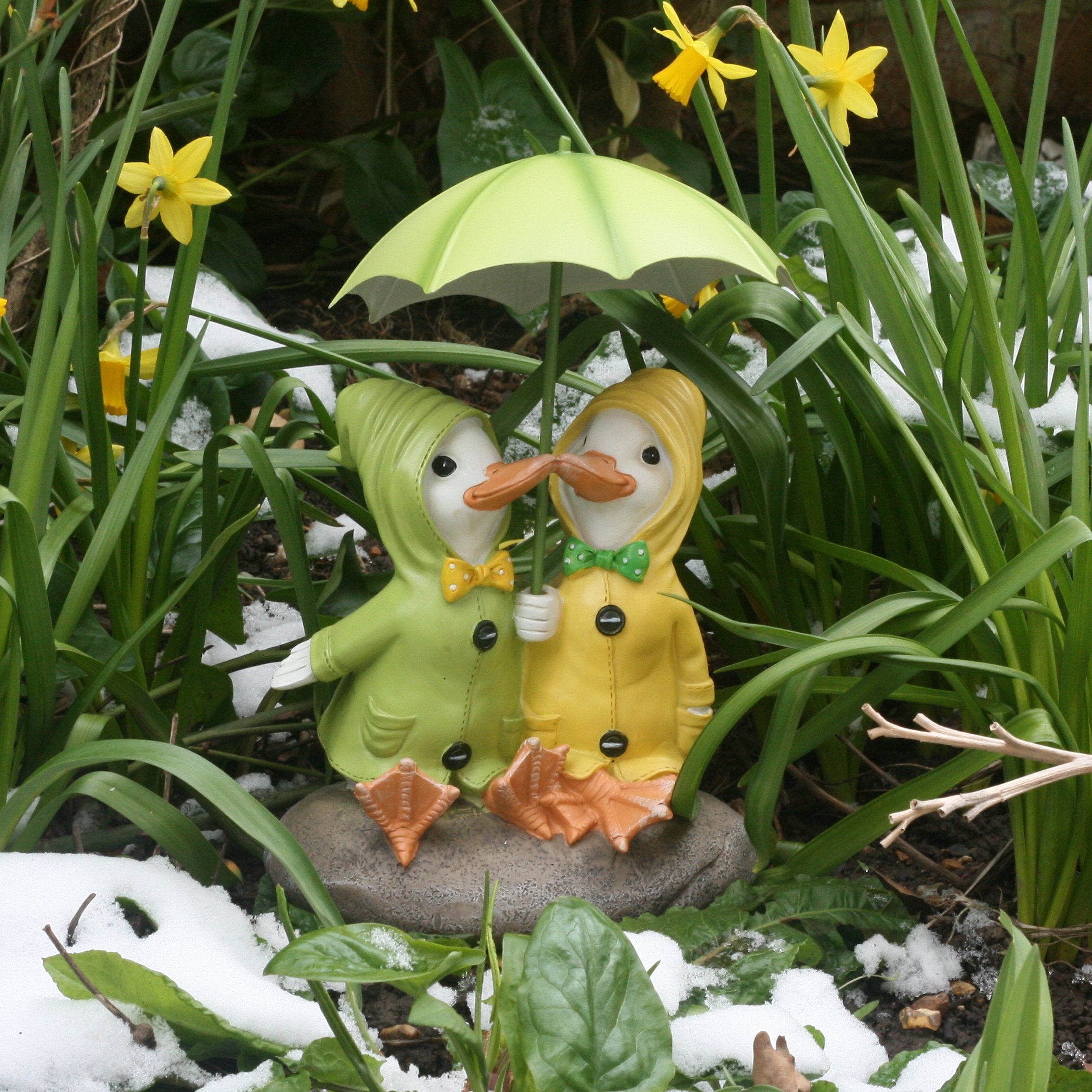 Shudehill Dilly and Dally Puddle Ducks Sitting with Umbrella Garden Ornament