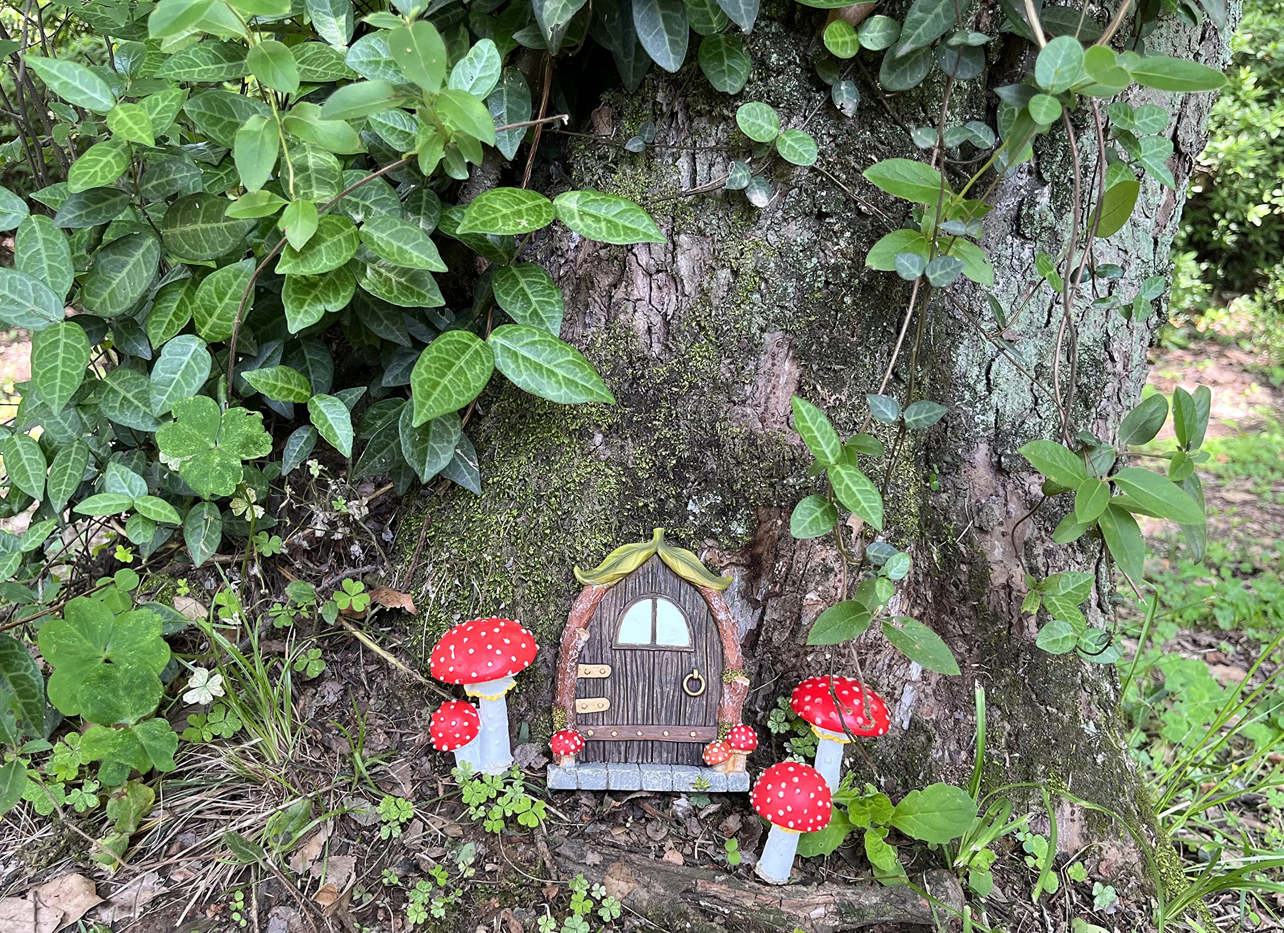 Cliocoo Fairy Door and Mushrooms for Trees, Glow in the Dark Gnome Home Door, Garden Tree Decor Kit with Adorable Mushrooms (Mushroom Fairy Door)